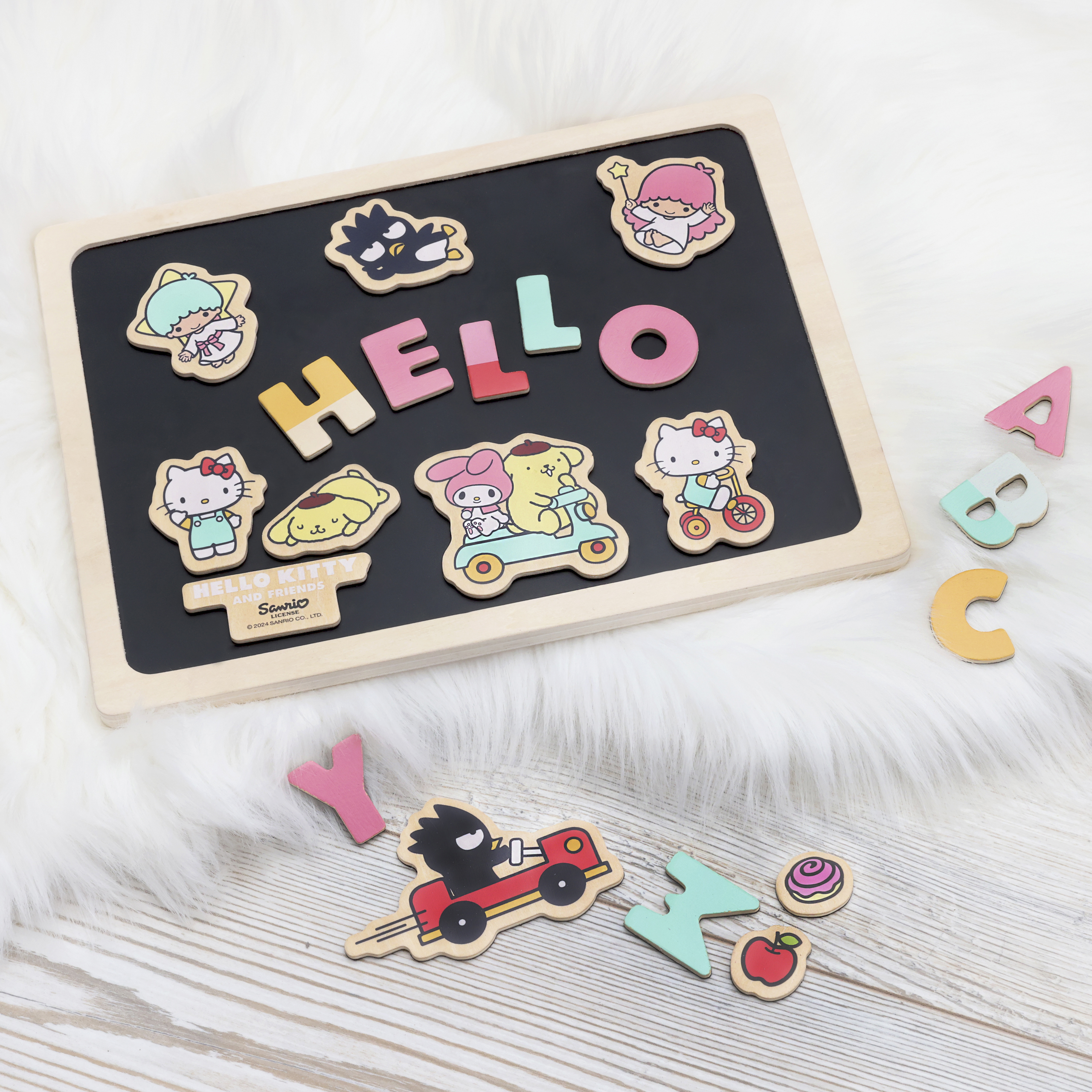 Hello Kitty hello kitty magnetic letters and figures